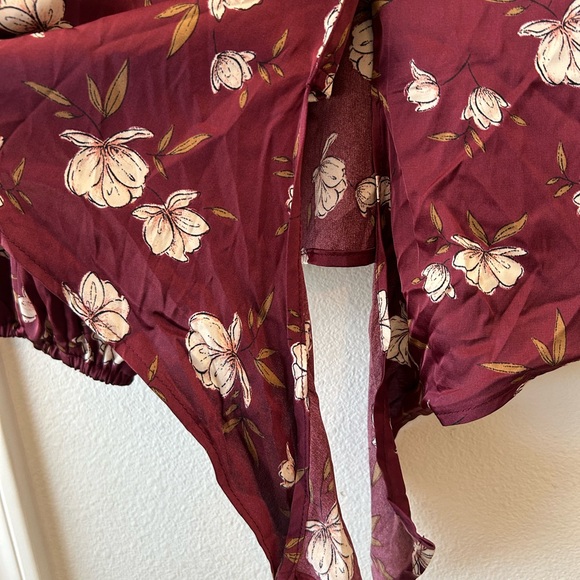 Eclair Women's Top - Picture 4 of 4